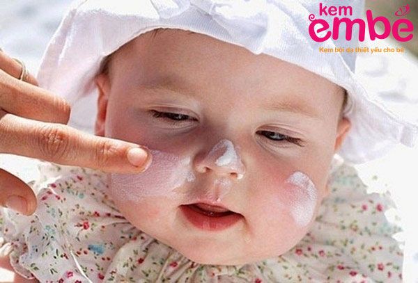 Cách điều trị chàm sữa bằng sữa mẹ