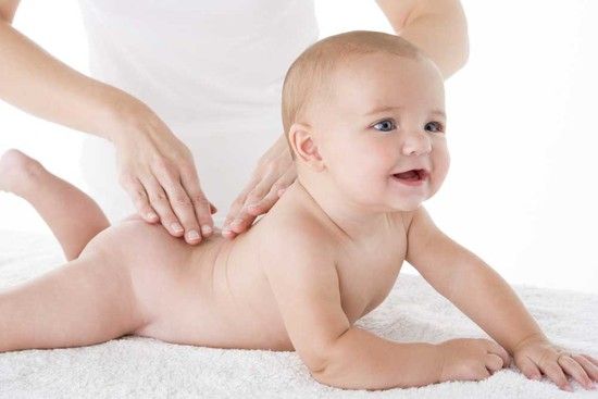 cách trị hăm cho trẻ sơ sinh