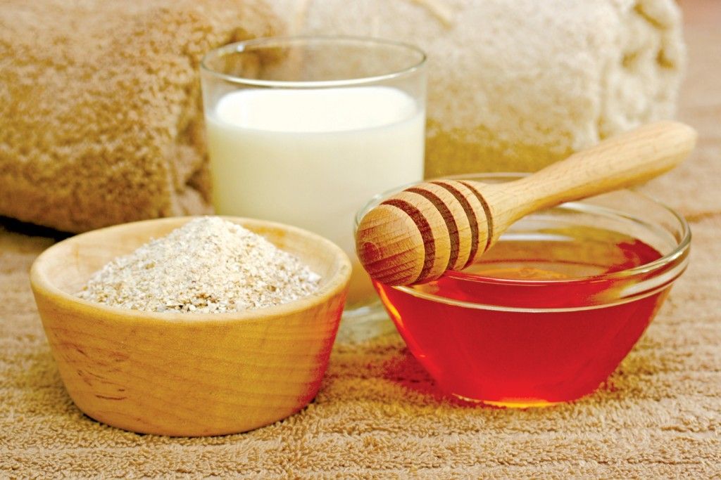 mật ong và yến mạch chữa khô da
