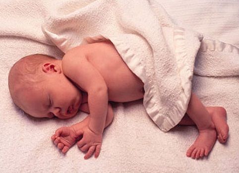 cách trị rôm sảy cho bé