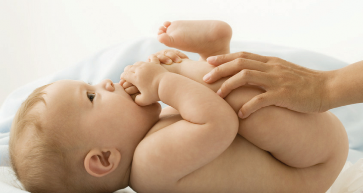cách trị rôm sảy cho bé