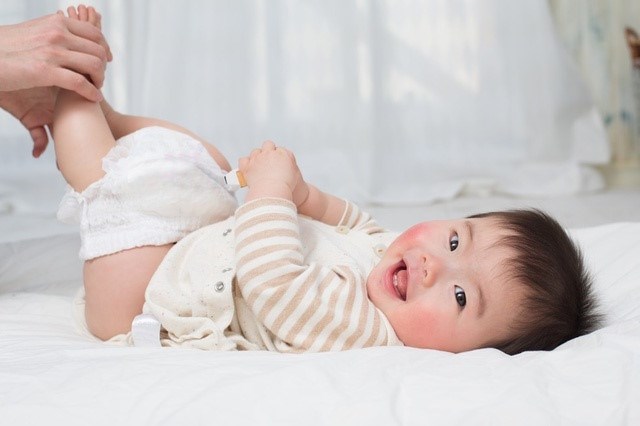 cách trị hăm da cho bé